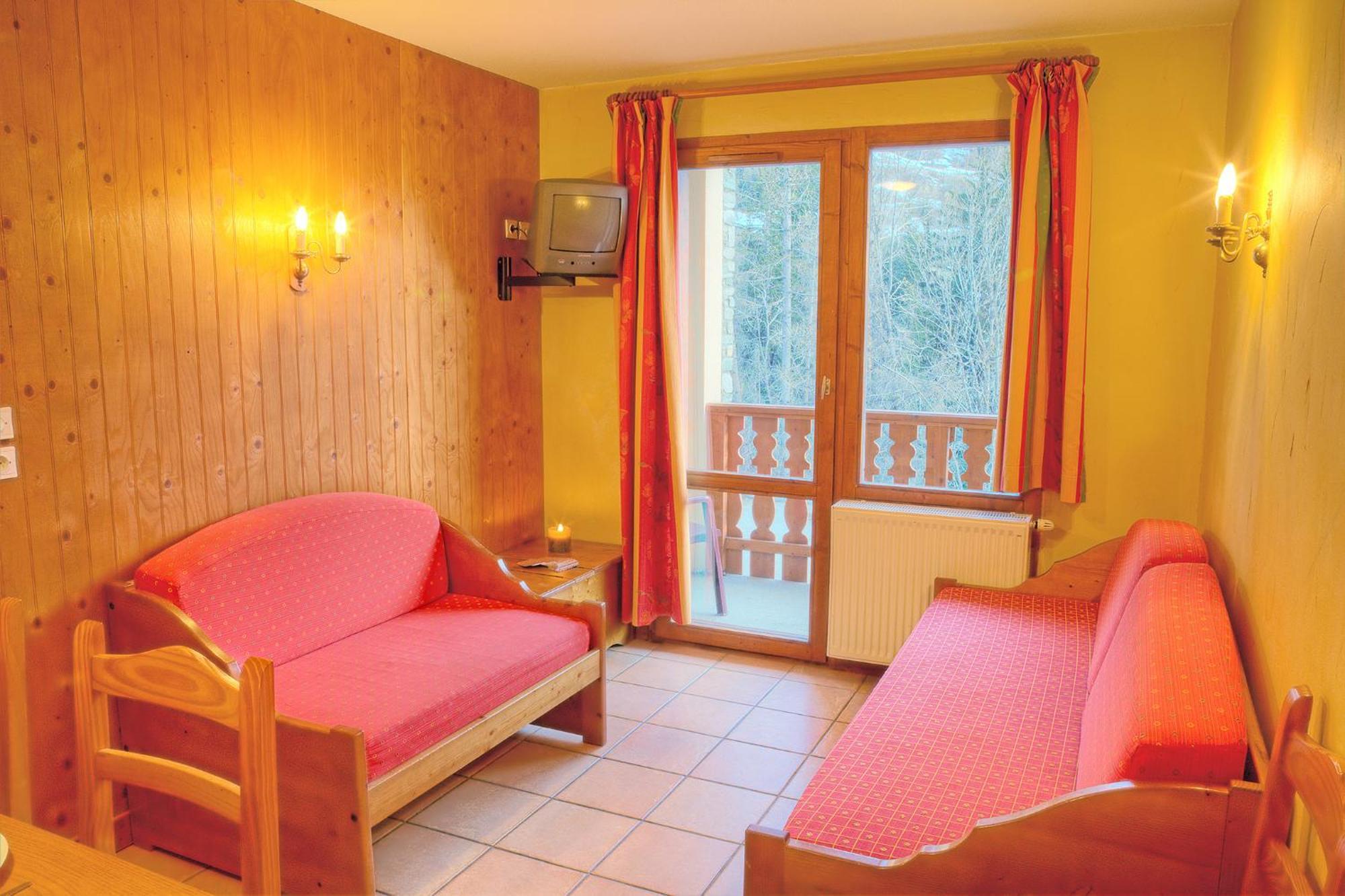 Residence Les Balcons De Val Cenis Le Haut Lanslevillard Exterior photo